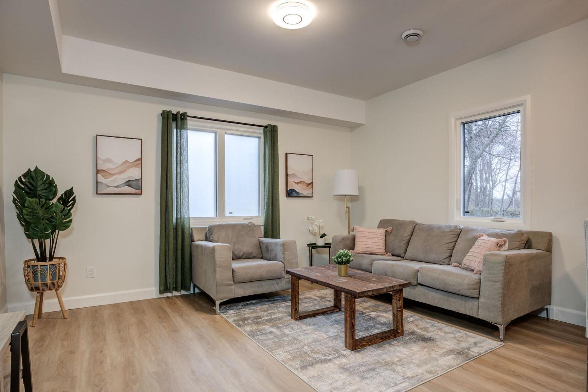 Chic Suite By Westlynn Little Current Exterior foto